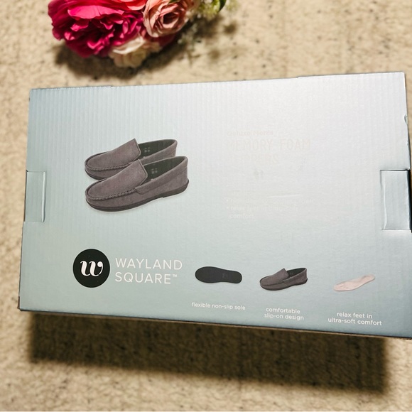 🔥NWT Men’s memory foam slippers - Picture 3 of 11